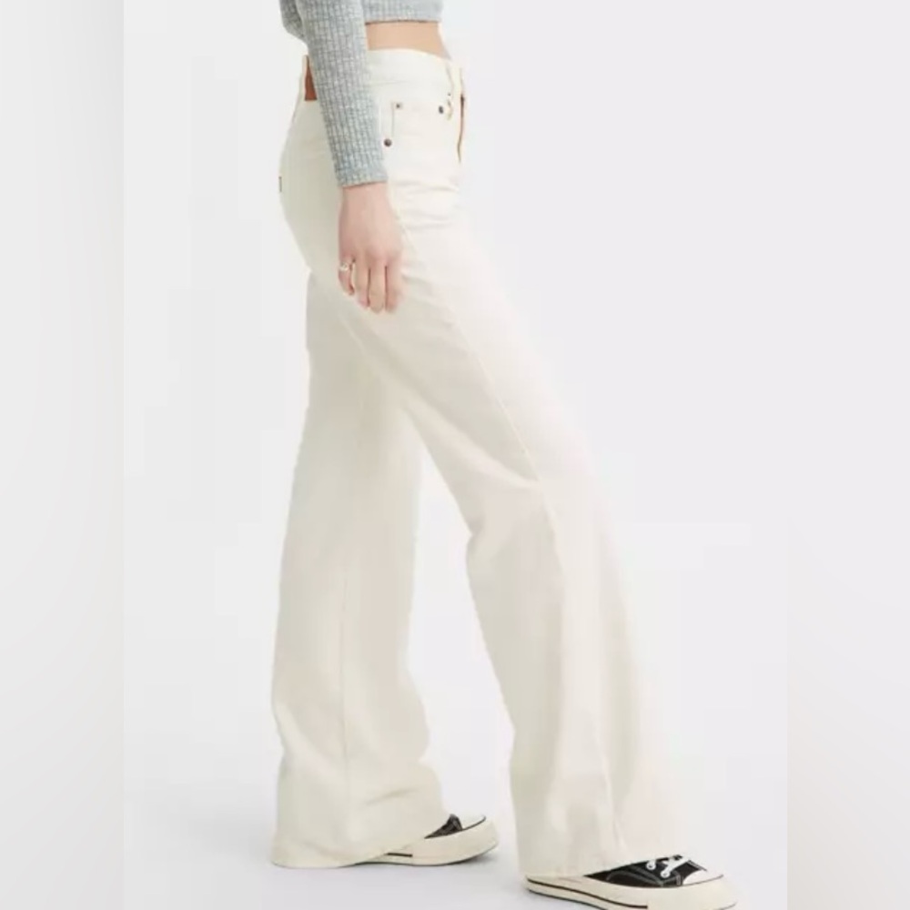 Levi’s Mid Rise Baggy Boot Wide-Leg Jeans in White Size 30